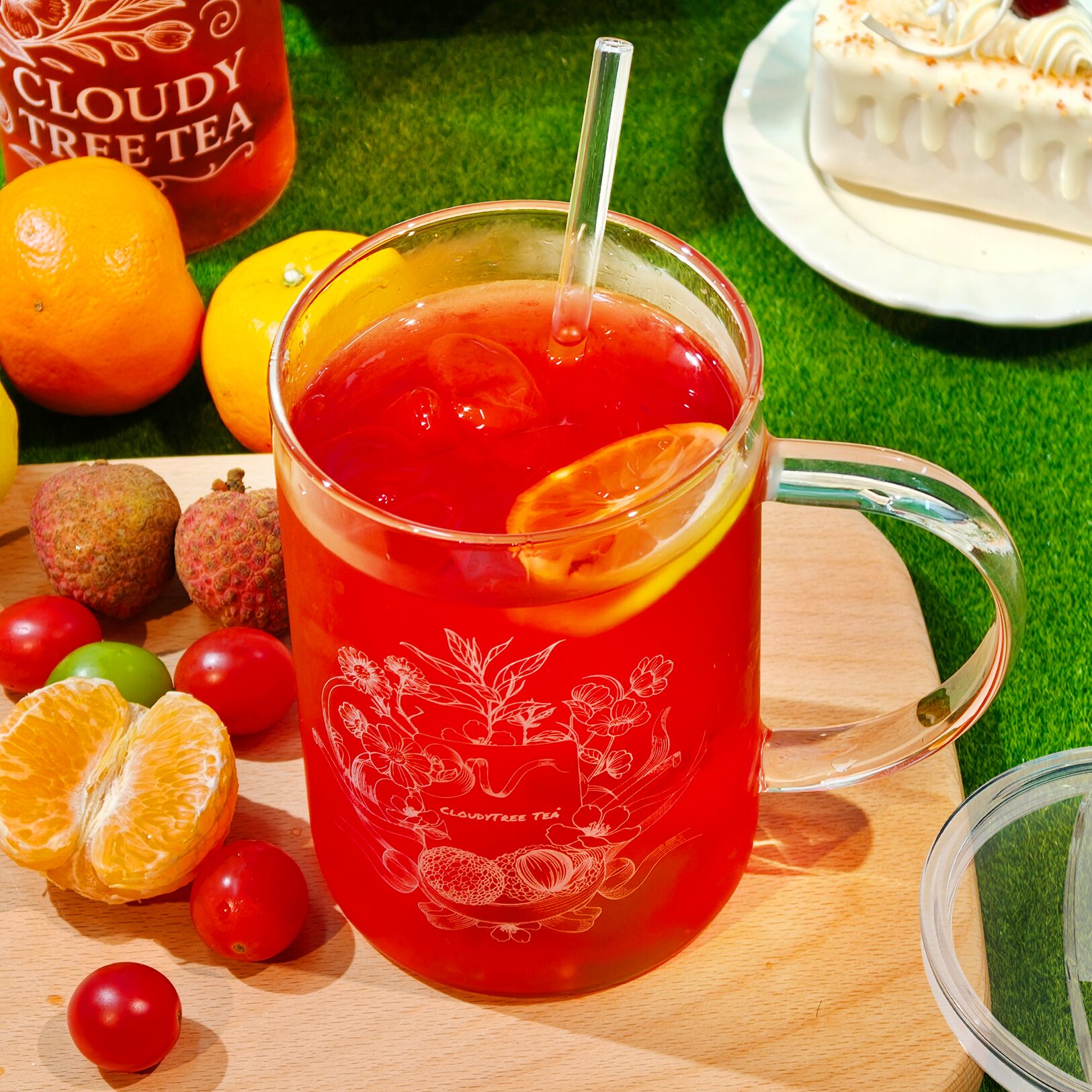 Clear Glass Mug with Straw Lid detail image
